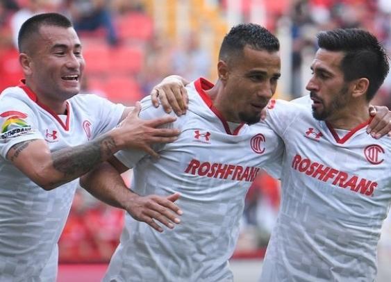 Toluca Goleó a Necaxa 3-1