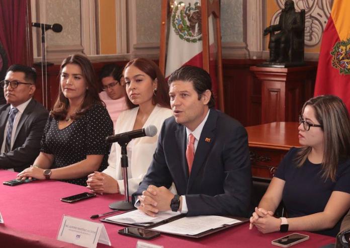 Alfonso Martínez Abre las Puertas Para que Jóvenes Participen Activamente con el Ayuntamiento