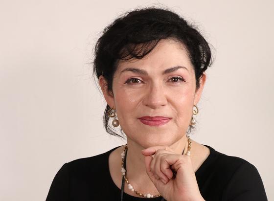 Es el Momento del Tequila: Dulce María Díaz