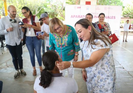 Entrega DIF 319 Aparatos Funcionales a Población de la Región Apatzingán
