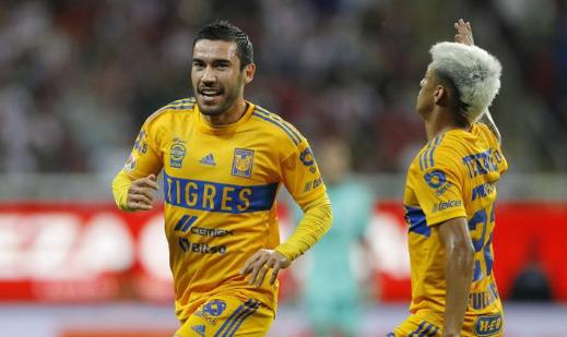 Tigres Goleó a Chivas 4-1