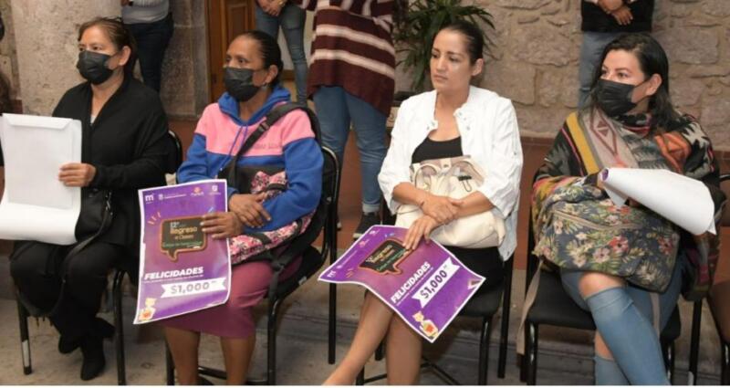 Entrega SEFECO Cuentas de Ahorro a Ganadores de Actividad Recaudatoria en Beneficio de la Infancia con Cáncer