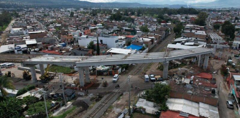 Se Trabajará día y Noche Para Culminar Distribuidor Vial de Siervo de la Nación: Alfonso Martínez