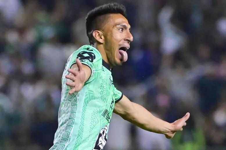 León Derrotó a Necaxa 2-1