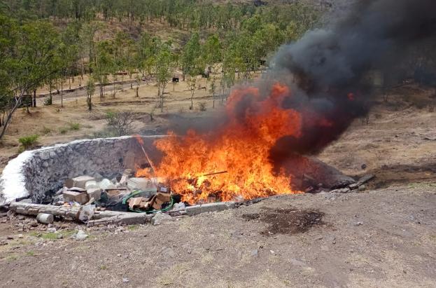 Incineran FGR Y SEDENA Drogras en Michoacán