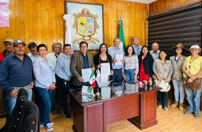 Signa Salvador Escalante y Villarica, Chile Convenio de Colaboración Para Rescate y Preservación de Lagos