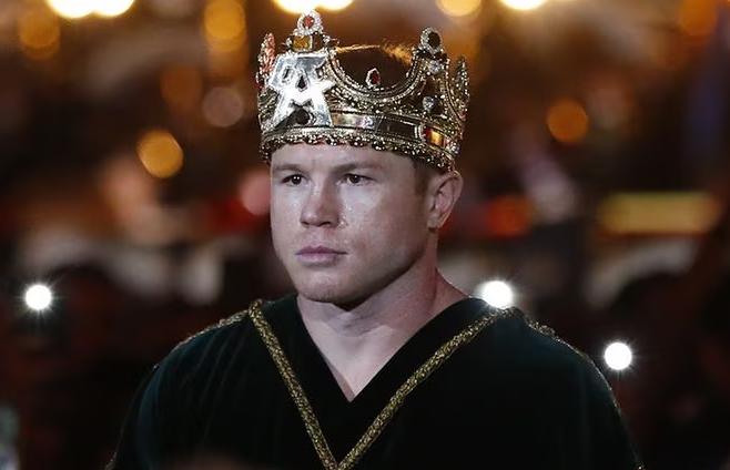 Canelo Alvarez Derrota a John Ryder por Decisión Unánime