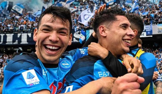 Chucky Campeón con el Napoli