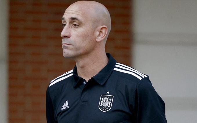 Renuncia Luis Rubiales a la Presidencia de la Federación Española de Futbol