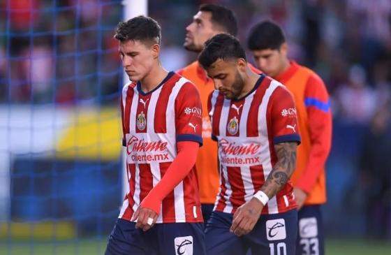 Jugadores de Chivas se Disculpan