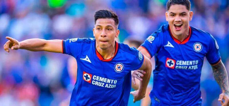 Cruz Azul Venció a Mazatlán 2-1