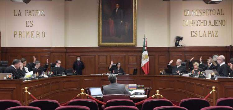 Aplaza Corte Discusión de Fideicomisos