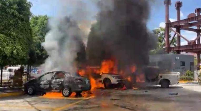 Normalistas de Ayotzinapa Irrumpen en el Congreso de Guerrero