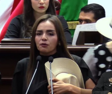 Rinde Protesta Grecia Itzel Quiroz Como Presidente Sustituta del Municipio de Uruapan