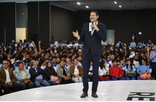 Alerta Alfonso Martínez a la Niñez Sobre Riesgos en las Redes Sociales