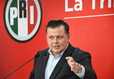 Miente García Harfuch, sí es Terrorismo lo de Coahuayana: Memo Valencia