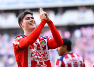 Chivas Goleó a Santos 3-0