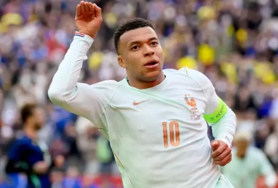 Francia Derrotó a Brasil 2-1