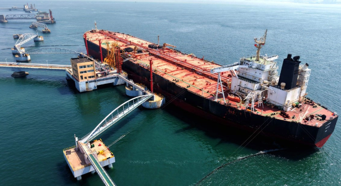 Cae el Petróleo Alrededor de 4% por Anuncio de Acuerdo Entre Irán y EU