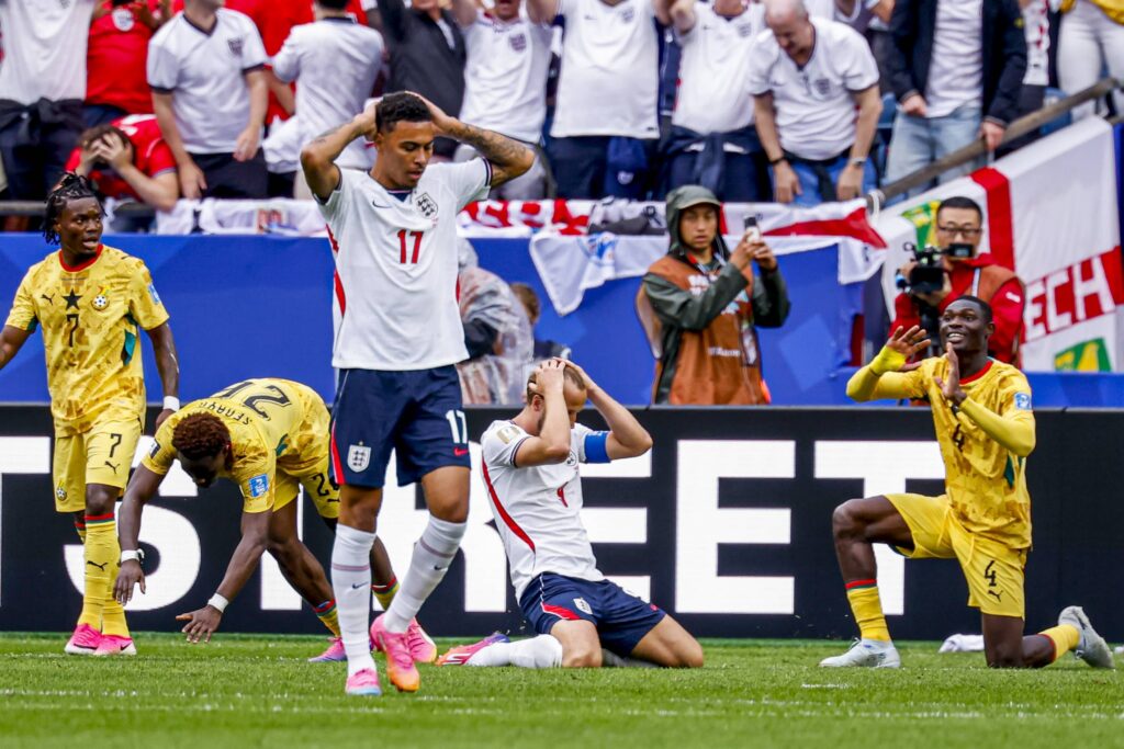 Inglaterra no Pudo con Gana y Empató 0-0