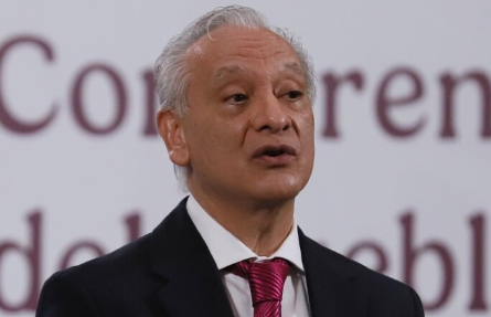 Detienen a Víctor Rodríguez Exdirector de Pemex por Golpear a su Esposa