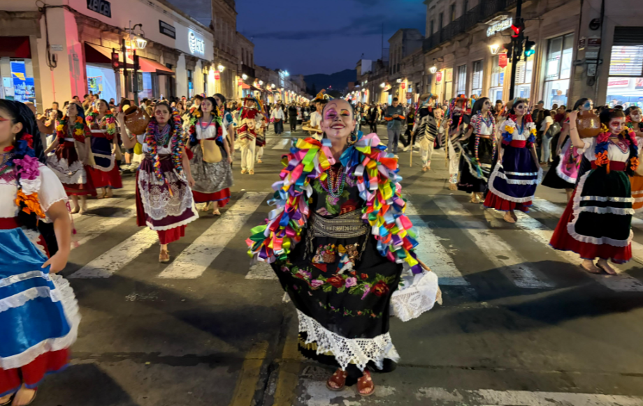 Morelia, Gran Escenario de la Tradición de Día de Muertos con Procesión Purépecha