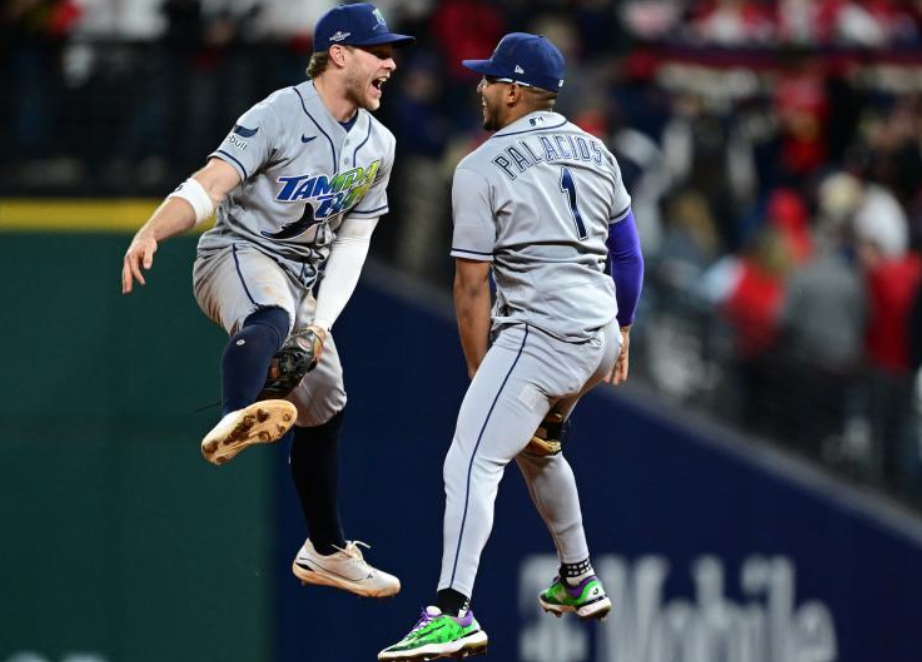 Rays Vence a Brewers en 12 Entradas 4-3 y Obliga al Quinto Juego de la Serie Mundial